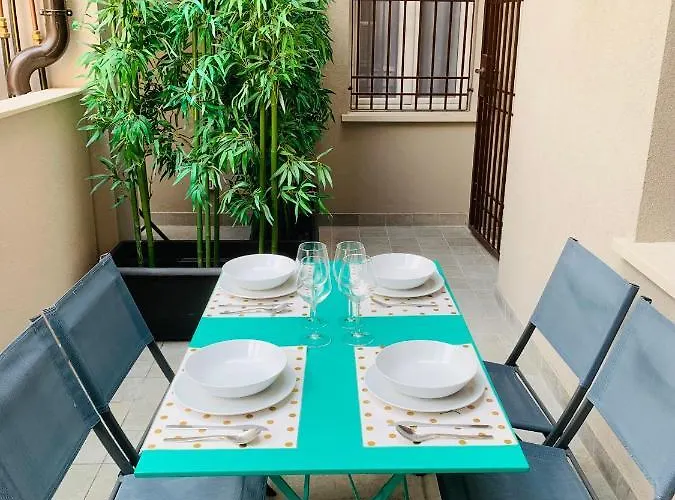 Milanofierapartments * Mediolan