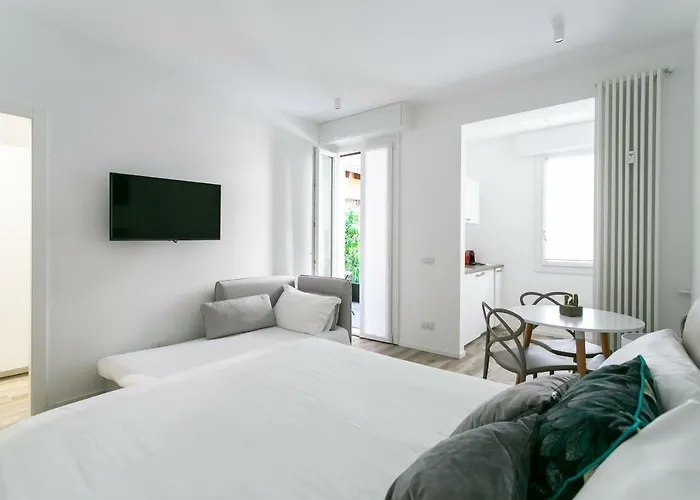 Milanofierapartments * Mediolan